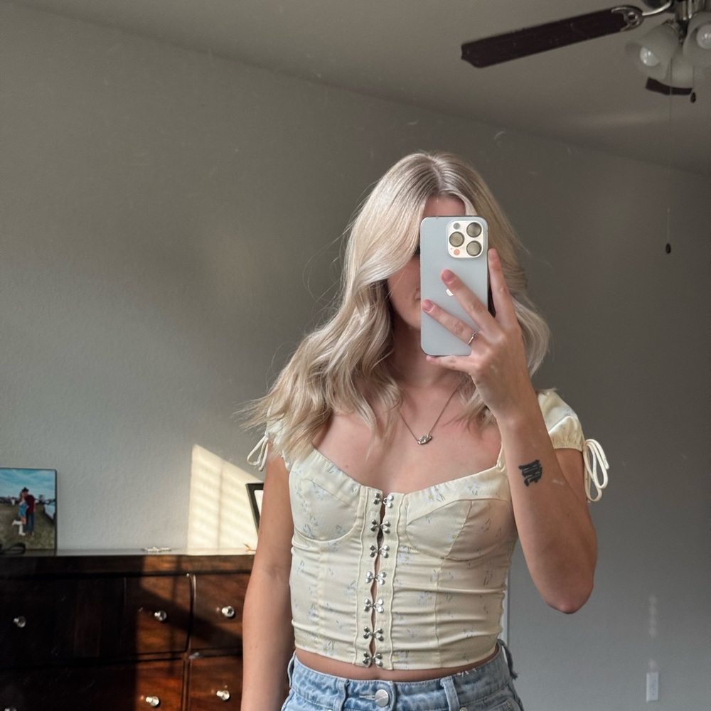 Princess Polly Cream Crop Top
